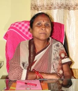 निलम देवि राय यादव